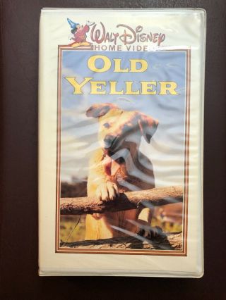 Old Yeller Vhs,  1987 Htf Rare White Clamshell Walt Disney Home Video