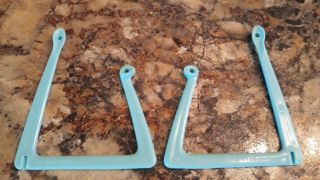 37/7 Vintage barbie Dream House Replacement BLUE DINING CHAIR LEGS 1978 3