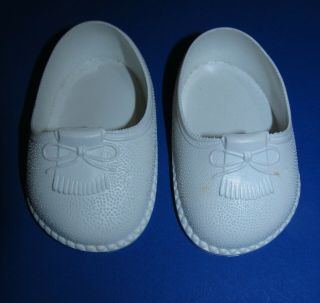 Vintage White Joy Made In Spain Slip On Doll Shoes With Molded Decoration At Toe