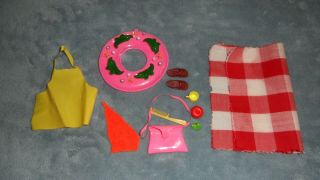 Miscellaneous Vintage Barbie Doll Sized Beach & Picnic Items 1970 