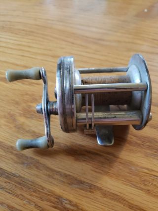 Vintage Fishing Reel Bronson Lashless Model No 1700 - A 3
