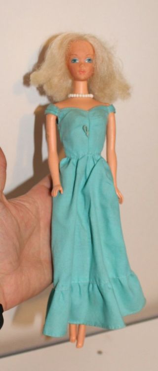 Vintage Mattel Inc 1966 Taiwan Barbie Blond Blue Eyes Twist And Turn