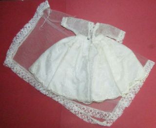 Vintage Cosmopolitan Ginger Embroidered Wedding Dress and Veil 2