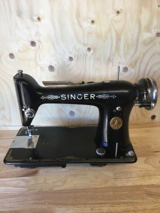 Singer Sewing Machine Model 101 (aluminum) Rare