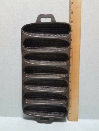 Antique Vintage Cast Iron Corn Stick Pan Cornbread 7sc Muffin Molds