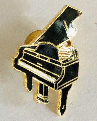 Black Grand Piano Music Lapel Pin Badge Rare Vintage (h5)