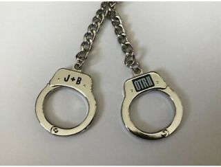 Official Beyonce Jay - Z On The Run Ii Tour Handcuff Keychain Rare Otr