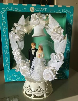 Vintage 1980s Wedding Cake Topper Bride and Groom in the Box Coast Novelty MFG 2