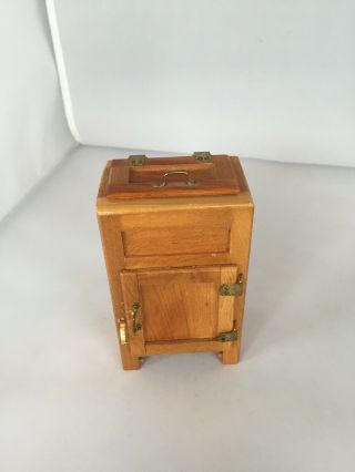Vintage Dollhouse Miniature Wood ICE BOX Old Fashion Refrigerator 2