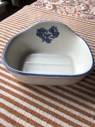Pfaltzgraff Yorktowne Soap Dish Blue Cream Euc Stonewear Rare