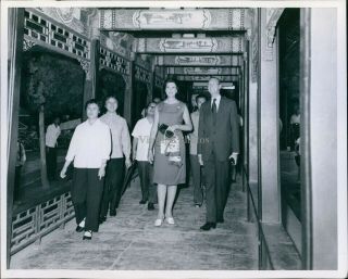 1972 Imperial Summer Palace China Secretary Gen Waldheim Military Photo 8x10