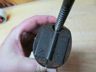 Antique Cobbler Shoe Maker Tool – Adjustable Shoe Form Screw Type Stretcher 2