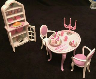 Barbie 1996 Folding Pretty House Dining Room & Accessories Vintage & Elegant