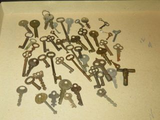 50 Vintage Keys Antique Key Skeleton Trunk Keil Reese Lockwood
