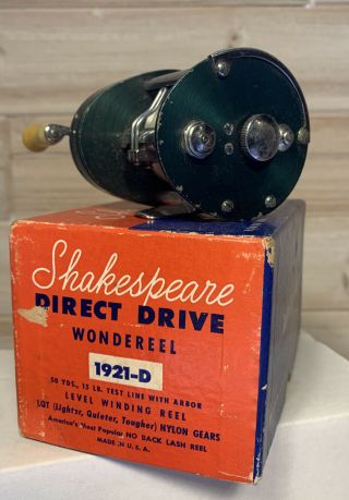 Vintage Shakespeare Direct Drive 1921 - D Baitcasting Reel