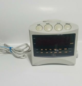 Vintage 1980 General Electric Ge Model 7 - 4806 A Am/fm Alarm Clock Radio 4 " Cube
