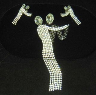 Rare Butler And Wilson Dancing Couple Crystal Large Brooch & Earrings Set