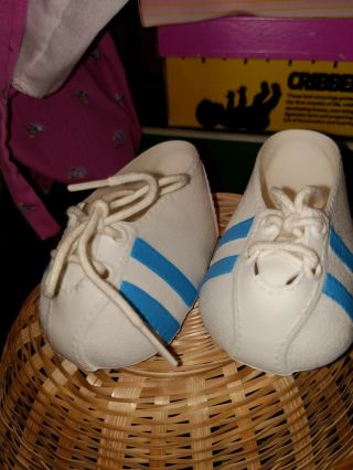 Vintage Cabbage Patch Kid Doll White Tennis Shoes W/blue Stripes " Kt " Clothes