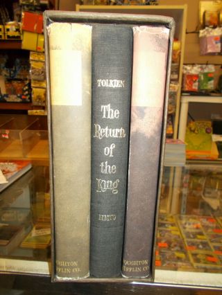 Vintage Lord Of The Rings Trilogy 2nd Edition Hardbound J.  R.  R.  Tolkien Rare Lotr