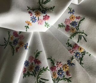 Pretty Vintage Hand Embroidered Tablecloth Lovely Little Florals