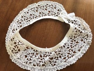 Antique / Vintage White Lace Collar With Bow