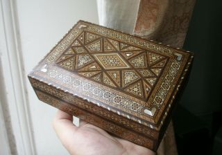 Old Vintage Inlaid Wooden Parquetry Trinket Box Indian Moghul Finely Detailed