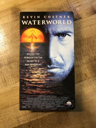 Rare Oop 1st Edition Waterworld Vhs Video Tape Sci Fi Fantasy Kevin Costner