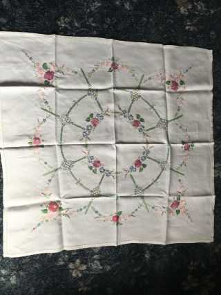 Vintage Embroidered Linen Tablecloth 34” Square Pink Roses
