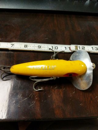 VINTAGE FRED ARBOGAST MUSKY JITTERBUG FISHING LURE WOOD YELLOW TOPWATER PLUG OLD 2