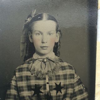 Antique Tintype Photo Lovely Young Lady Dress Blue Eyes Bridgeport Ct.