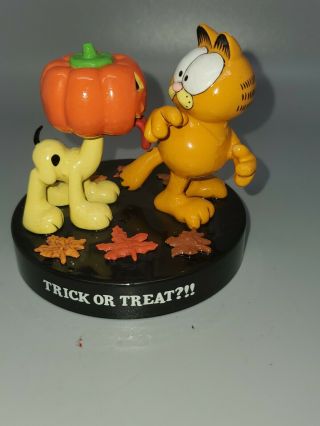 Rare Vtg Halloween Garfield And Pumpkin Head Odie Trick Or Treat Figurine