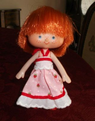 Vintage Strawberry Shortcake Doll With Red Hair And Freckles 1982
