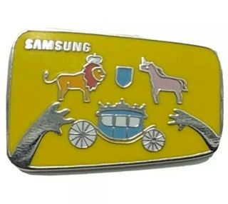 Rare Official Samsung London 2012 Olympic Pin Badge Royal Carriage Lion Unicorn