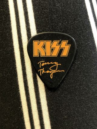 KISS Guitar Pick Tommy Thayer Shadow Orange Signed Makeup Spaceman Very Rare 2