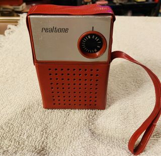 Rare Vintage Red Realtone Am Solid State Radio Model 1120 W Case Hong Kong