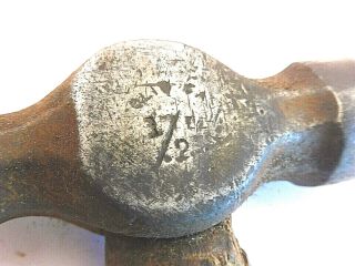 RARE VINTAGE WOODEN HANDLED 1/2LB BALL PEEN HAMMER MARKS BUT CANT READ 2