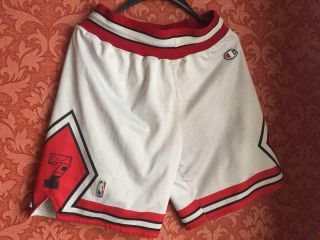 Very Rare Vintage Chicago Bulls Basketball Shorts 7 Number Size S