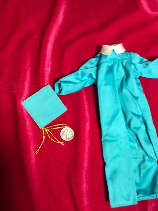 Mattel Barbie Graduation Special Edition Aqua Blue Cap and Gown Vintage 90’s 3