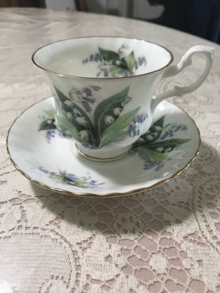 Vintage Royal Albert Summertime Series Lily Of The Valley Teacup & Saucer