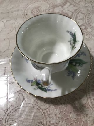 Vintage ROYAL ALBERT Summertime Series Lily of the Valley Teacup & Saucer 3