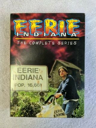 Eerie,  Indiana - The Complete Series (dvd,  2004,  5 - Disc Set) Pre - Owned Vg Rare