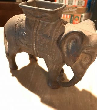 Vintage Antique Cast Iron Elephant Bank 6x4.  5