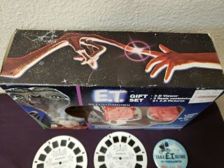 RARE Vintage E.  T.  View master Gift Set,  Beetlejuice 3 Disc,  E.  T.  Button 3