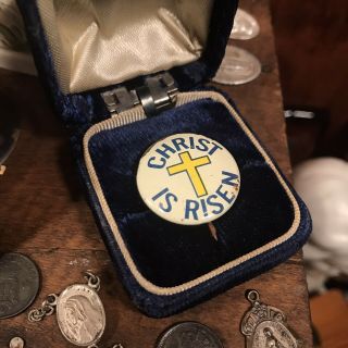 Vtg 1960 Christ Rising 1” Church Pin Brooch Badge Rare Antique Religious Estate