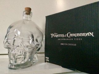 Nib Disney Pirates Of The Caribbean Rare Promo Skull Decanter Bottle Johnny Depp