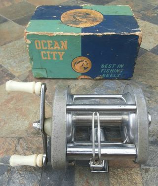 Vintage Ocean City 1600 Level Wind Baitcasting Reel In Orig.  Box With