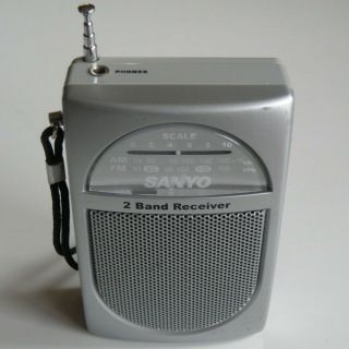 C1980s Vintage Sanyo Rp - 5069s Am - Fm Pocket Transistor Radio,  Vgc & Perfect