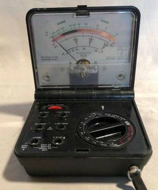 Micronta 22 - 211 Multi - Meter Vintage Radio Shack