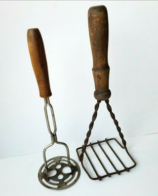 2 Antique Primitive Metal Twisted Wire Potato Masher Kitchen Wooden Handles 2