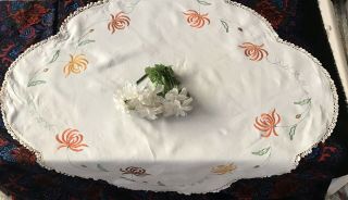 Vintage Linen Chrysanthemum Hand Embroidered Tablecloth Art Deco 3